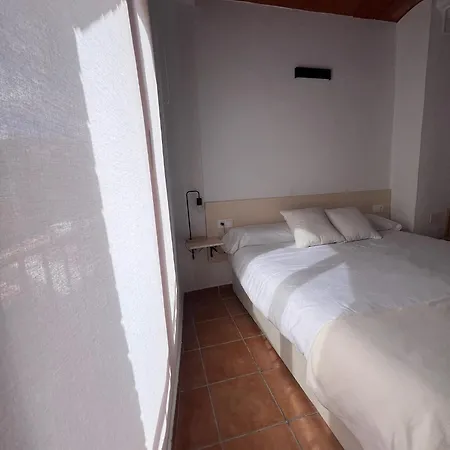 Casa Cardona Homestay Mora d'Ebre